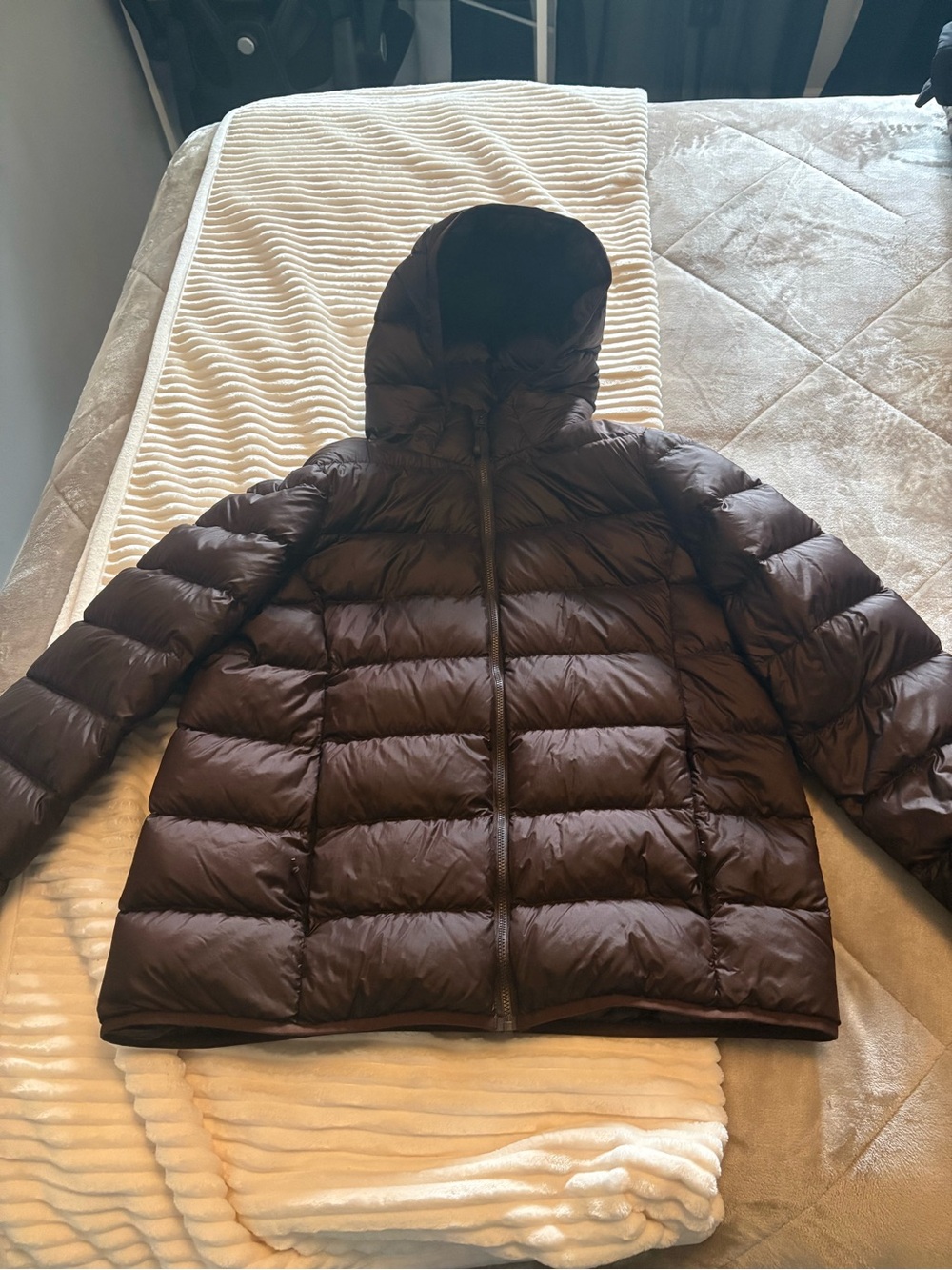 Aritzia Little Puff – Brown – Size Large 🤎